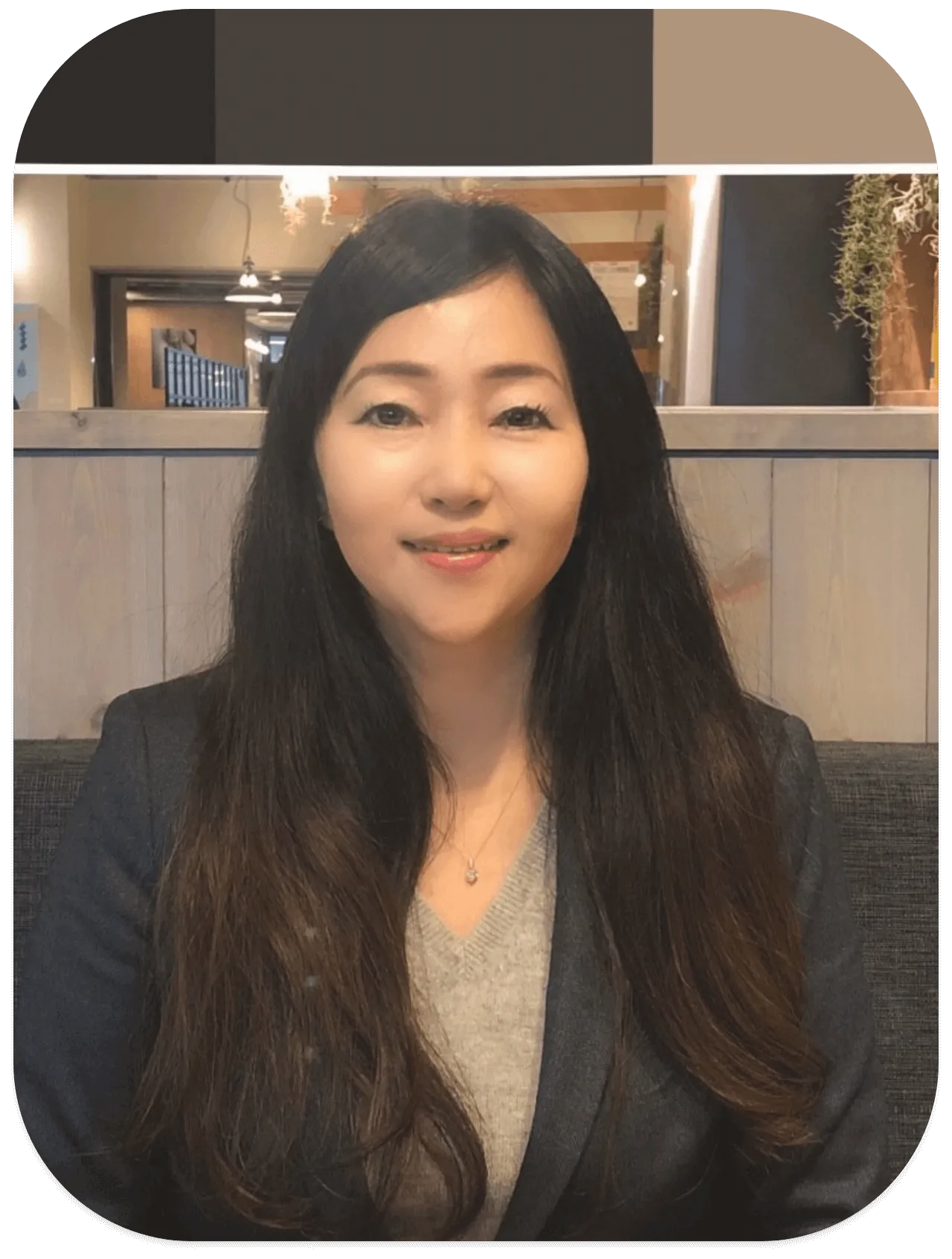 代表取締役社長 緒咲佳子